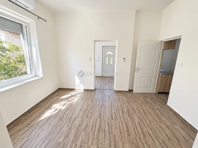 Eladó ház Kecskemét, Rendőrfalu 65 nm