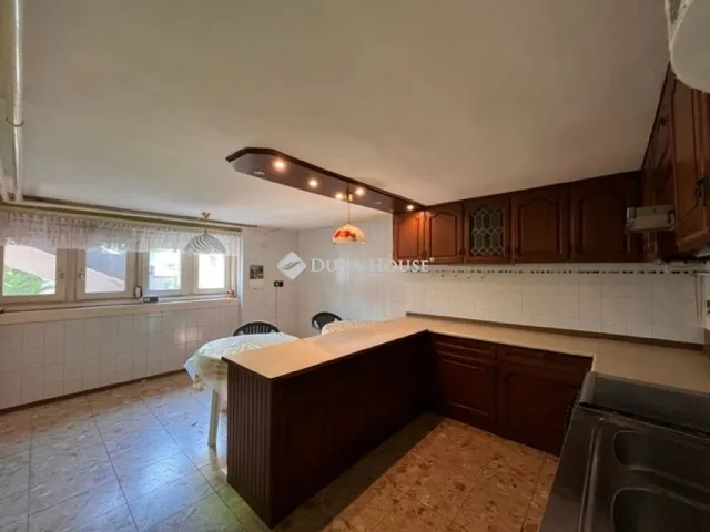 Eladó ház Soltvadkert 230 nm