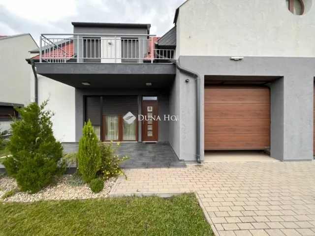 Kiadó ház Kiskőrös 115 nm