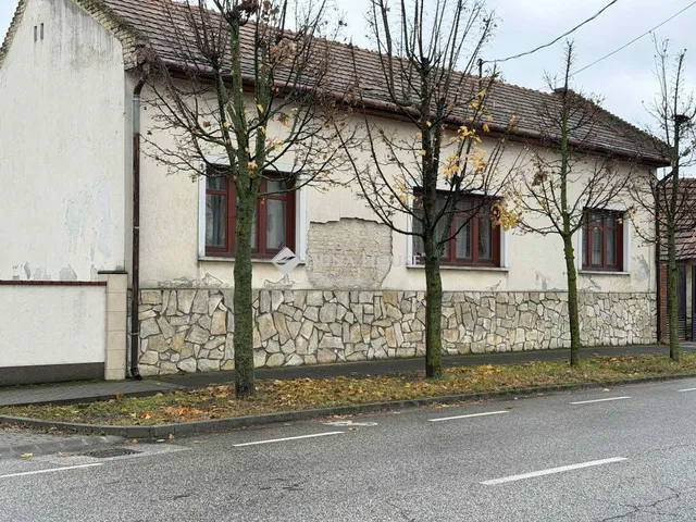 Eladó ház Kiskőrös 200 nm