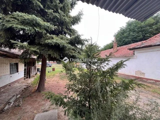 Eladó ház Kecel 90 nm