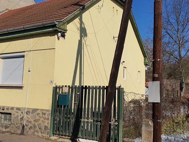 Kiadó ház Salgótarján, Forgáchtelep 100 nm