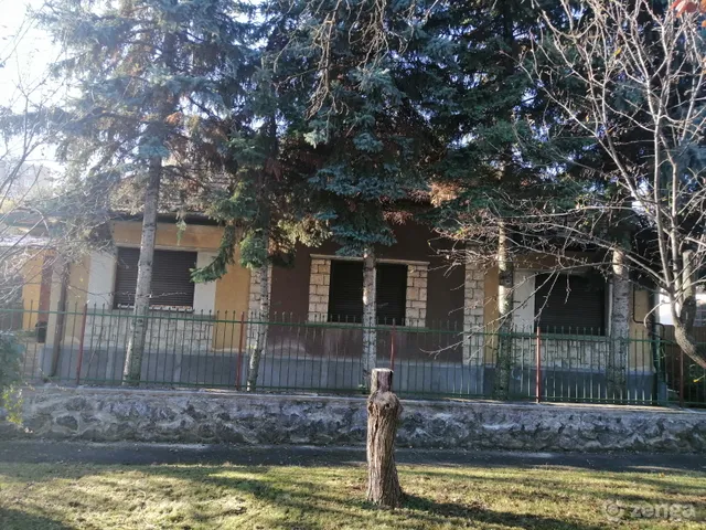 Eladó ház Miskolc, Majláth 135 nm