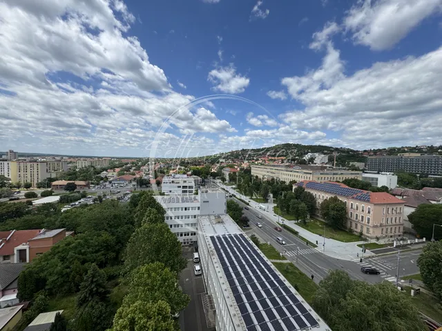 Kiadó lakás Pécs, Egyetemváros, Szigeti út 47 nm