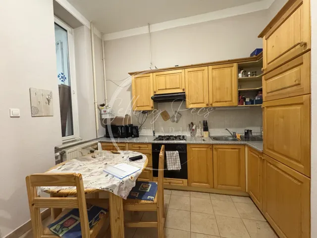 Eladó lakás Pécs, Belváros 60 nm