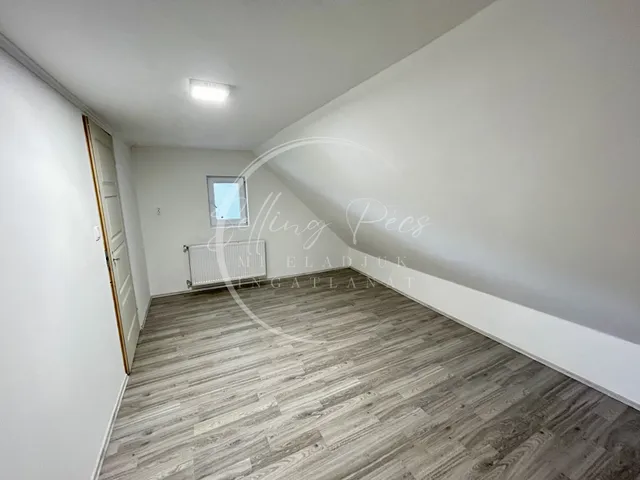 Eladó ház Pécs, Újhegy 125 nm