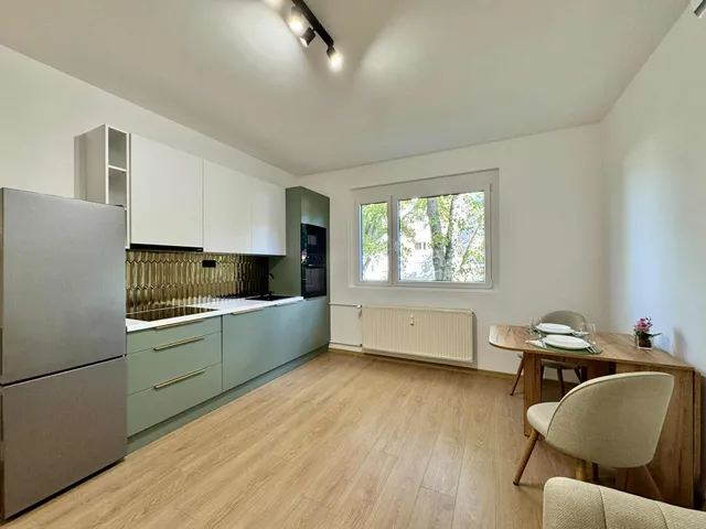 Kiadó lakás Pécs, Uránváros 50 nm