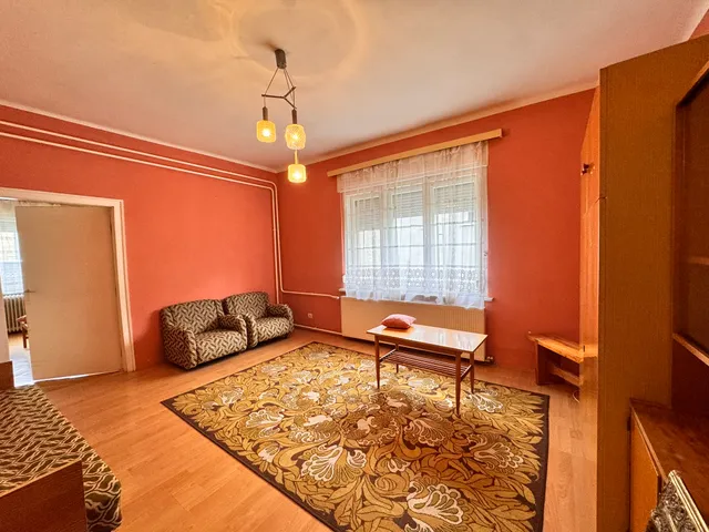 Eladó ház Pécs, Kovácstelep 80 nm