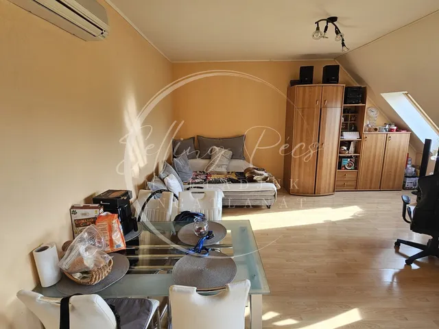 Eladó lakás Pécs, Diós, Vadász utca 48 nm