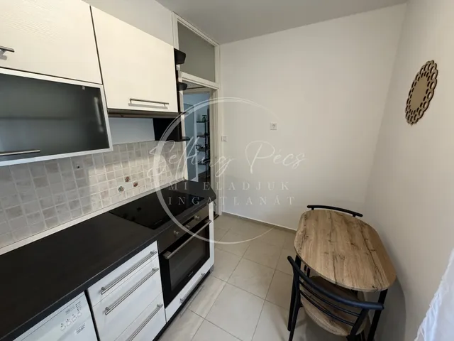 Eladó lakás Pécs, Kertváros 53 nm