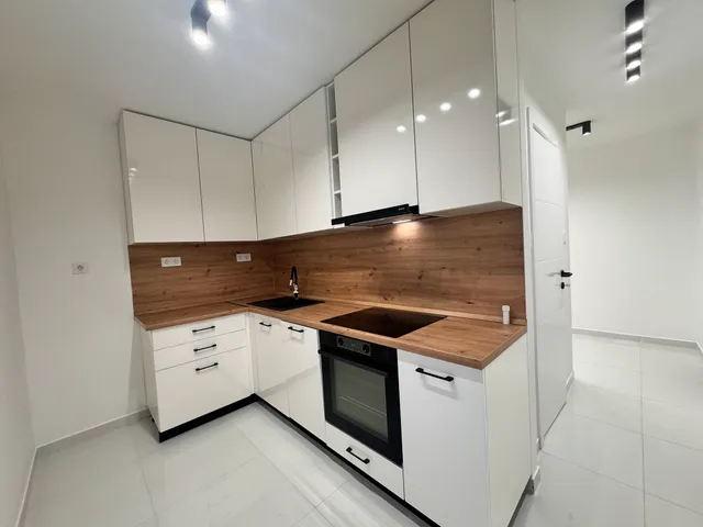 Eladó lakás Pécs, Kertváros, Sarolta utca 54 nm