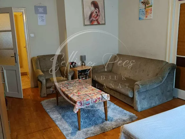 Eladó lakás Pécs, Uránváros, Esztergár Lajos utca 61 nm