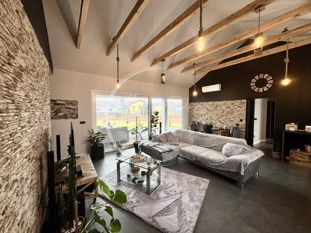 Eladó ház Pécs, Újhegy 138 nm