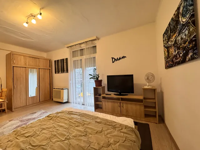 Kiadó lakás Pécs, Uránváros, Bihari János utca  26 nm