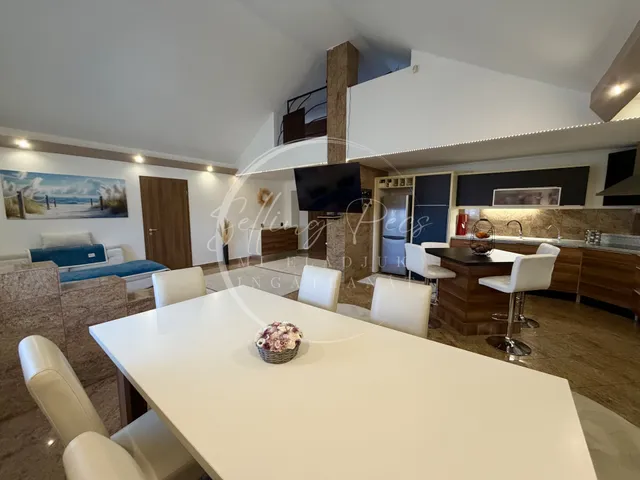 Eladó lakás Kozármisleny 128 nm