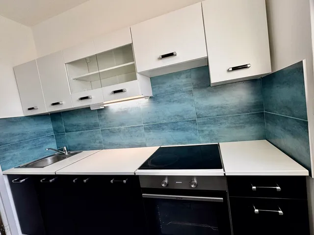 Eladó lakás Pécs, Kertváros, Uitz Béla utca 39 nm