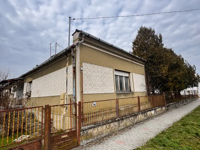 Eladó ház Szabadszentkirály 97 nm