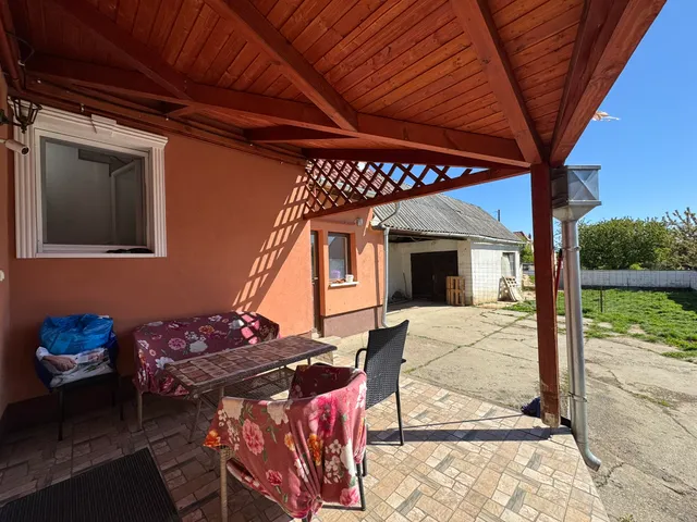 Eladó ház Pécs, Meszes 150 nm