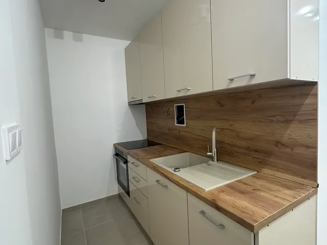 Eladó lakás Pécs, Uránváros, Kerényi Károly utca 40 nm