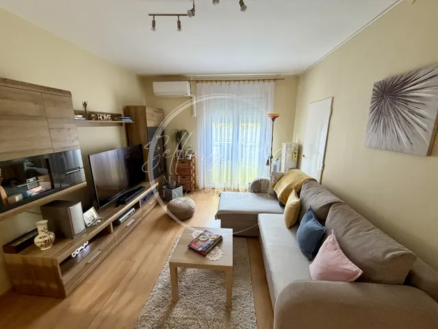 Eladó lakás Pécs, Egyetemváros, Gosztonyi gyula utca 35 nm
