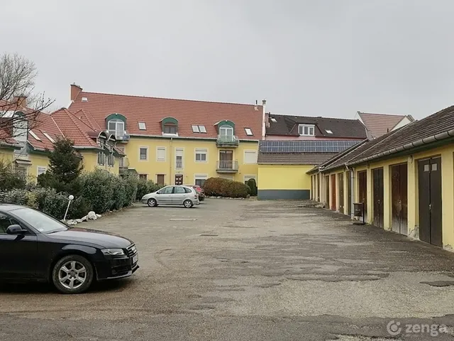 Eladó garázs Eger, Maklárihóstya 16 nm