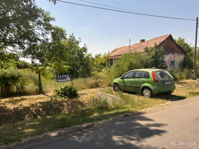 Eladó telek Pély 2709 nm