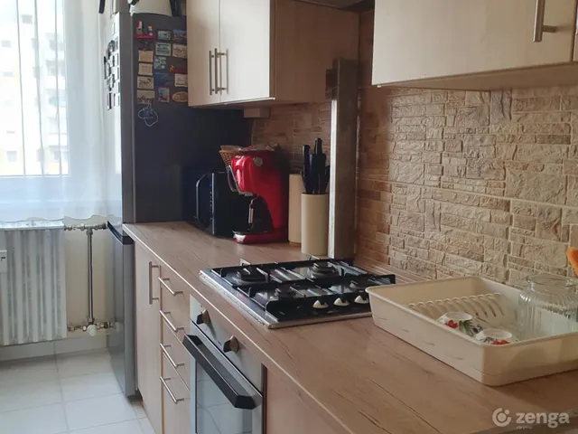 Eladó lakás Veszprém, Március 15. utca 54 nm