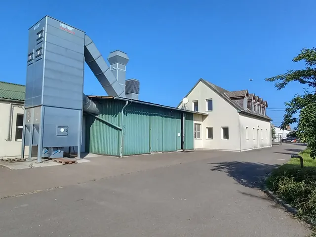 Eladó kereskedelmi és ipari ingatlan Kerecsend 4291 nm