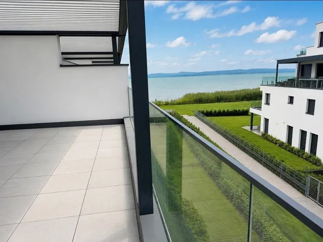 Eladó lakás Balatonszemes 67 nm