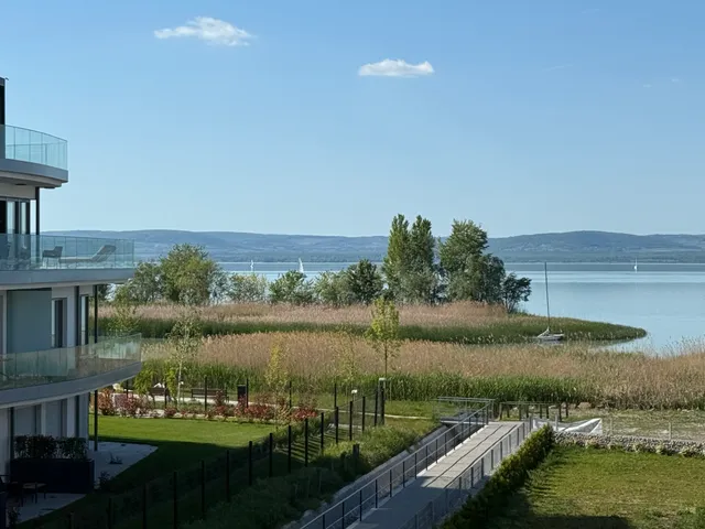 Eladó nyaraló Balatonszemes 63 nm
