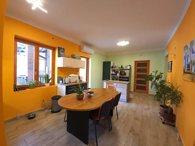 Eladó ház Budapest XIV. kerület, Alsórákos 325 nm
