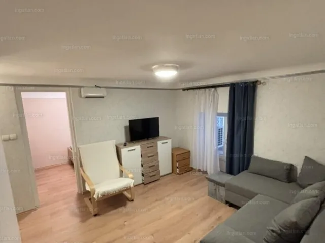 Kiadó lakás Budapest VIII. kerület, Csarnoknegyed 60 nm