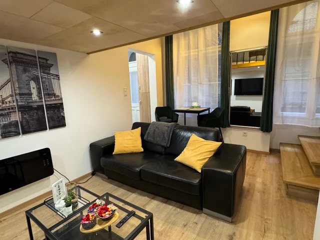 Kiadó lakás Budapest VI. kerület, Nagykörúton belüli terület, Zichy Jenő utca 39 28 nm