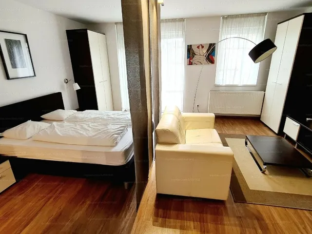 Kiadó lakás Budapest IX. kerület, Középső Ferencváros, Dandár utca 22B 35 nm