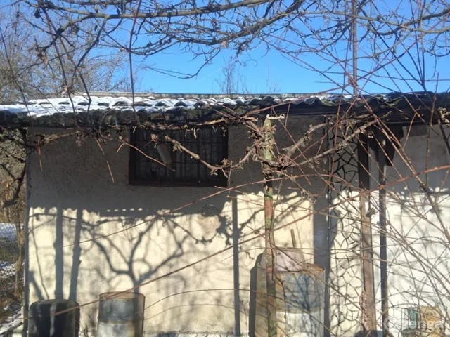 Eladó telek Nyékládháza 1600 nm