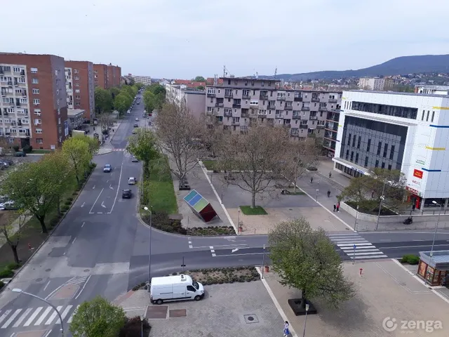 Eladó lakás Pécs, Egyetemváros 54 nm