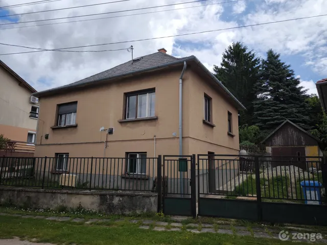 Eladó ház Városlőd 130 nm