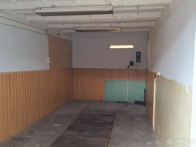 Eladó garázs Dunaújváros 19 nm