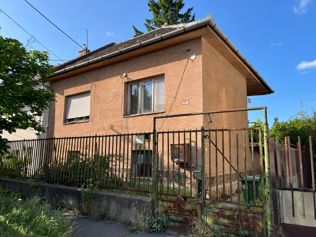 Eladó ház Budapest XV. kerület, Pestújhely 161 nm