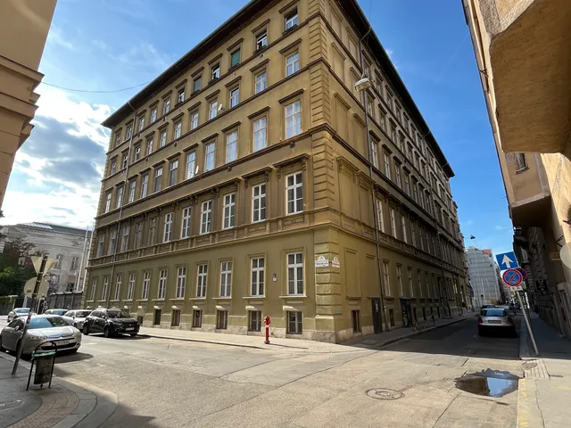 Kiadó lakás Budapest VIII. kerület, Palotanegyed 57 nm