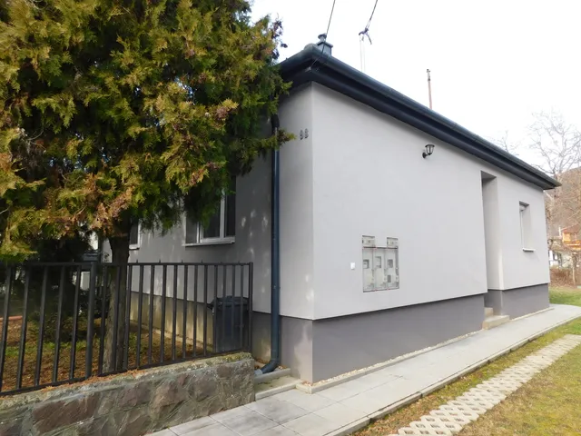 Eladó ház Parád 73 nm