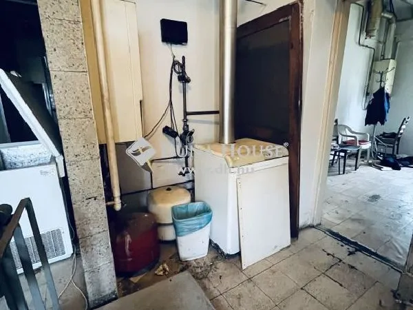 Kiadó kereskedelmi és ipari ingatlan Körmend 233 nm