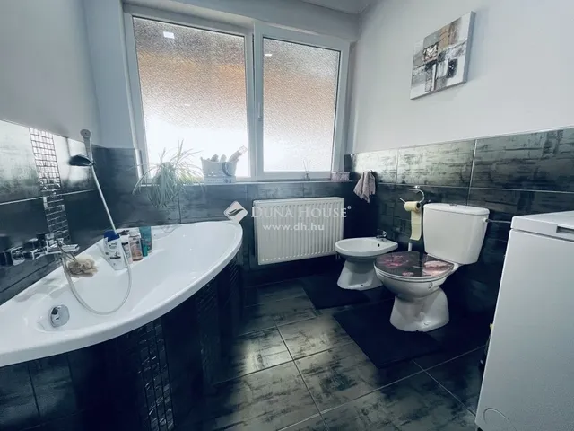 Eladó lakás Körmend 107 nm