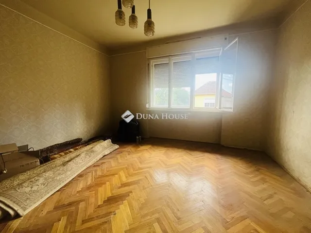 Eladó ház Szőce 60 nm