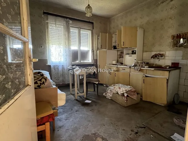 Eladó ház Szőce 86 nm