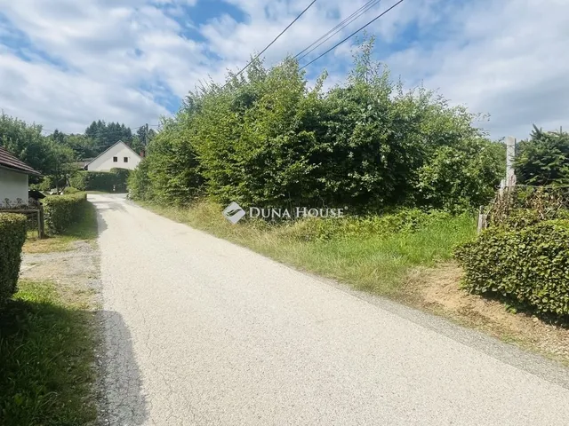 Eladó telek Szentgotthárd 2115 nm