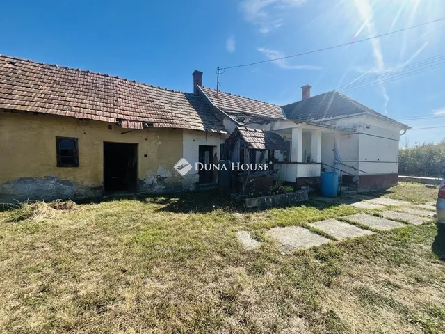 Eladó ház Szőce 50 nm