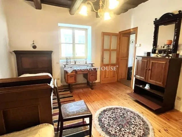 Eladó ház Szőce 240 nm