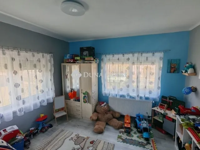 Eladó ház Kávás 95 nm