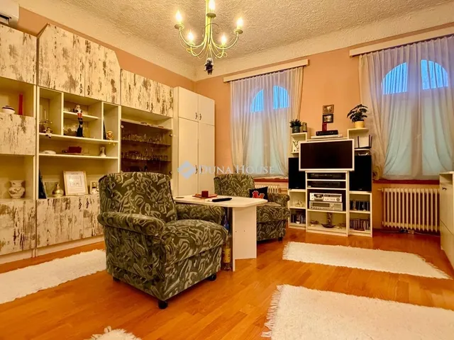 Eladó lakás Körmend 77 nm